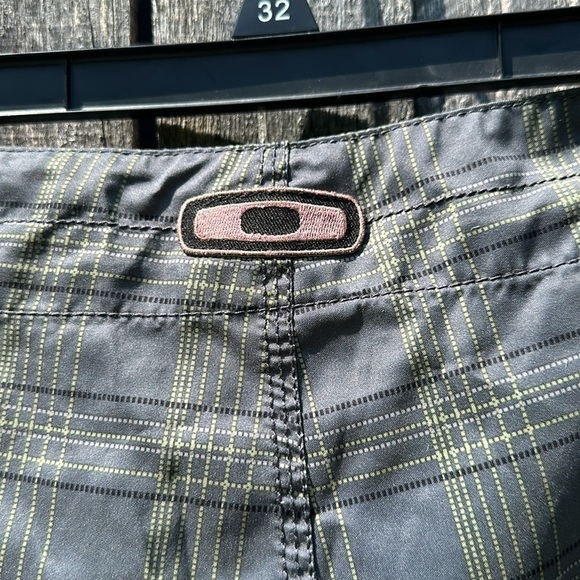 Men’s Oakley Board Shorts size 36 - Picture 8 of 9